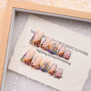 Duck Nails TY-257 – Iridescent Leopard Heart, 24Pcs