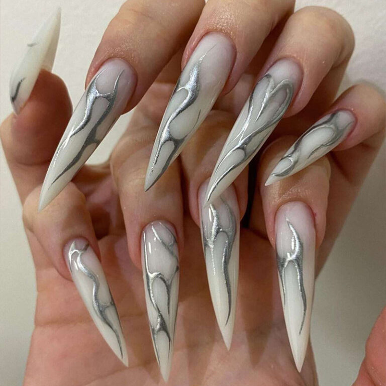 Nude checkered press-on nails, short square