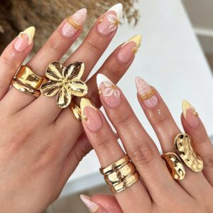 Handmade 3D Flower Blush Almond Nails - Short Luxury Press-Ons, 30pc